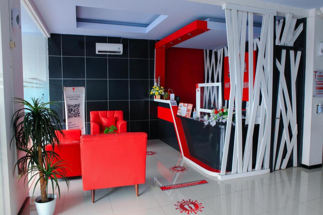 D'Shario Hotel Kepanjen Malang Exterior foto